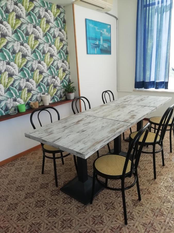 Hotel Goldene Rose Rimini Dış mekan fotoğraf