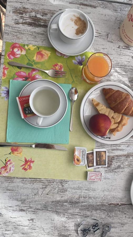 Hotel Goldene Rose Rimini Dış mekan fotoğraf