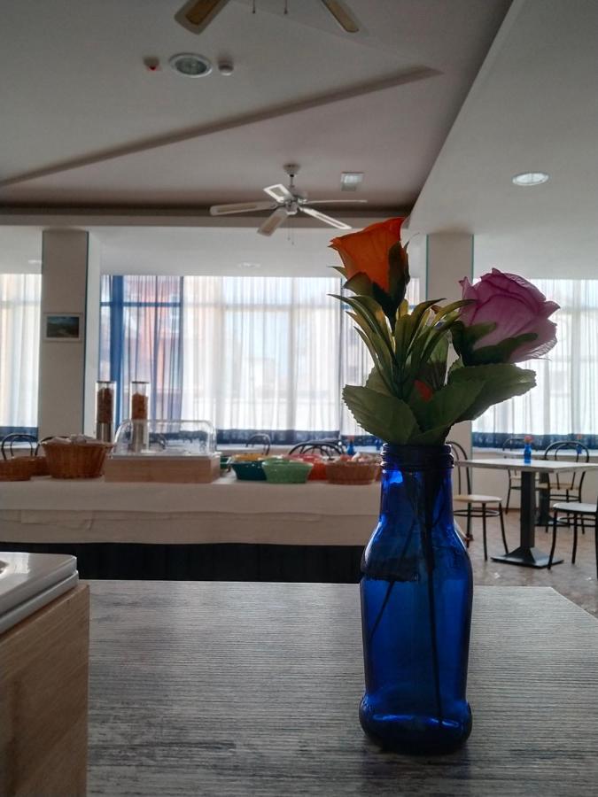 Hotel Goldene Rose Rimini Dış mekan fotoğraf