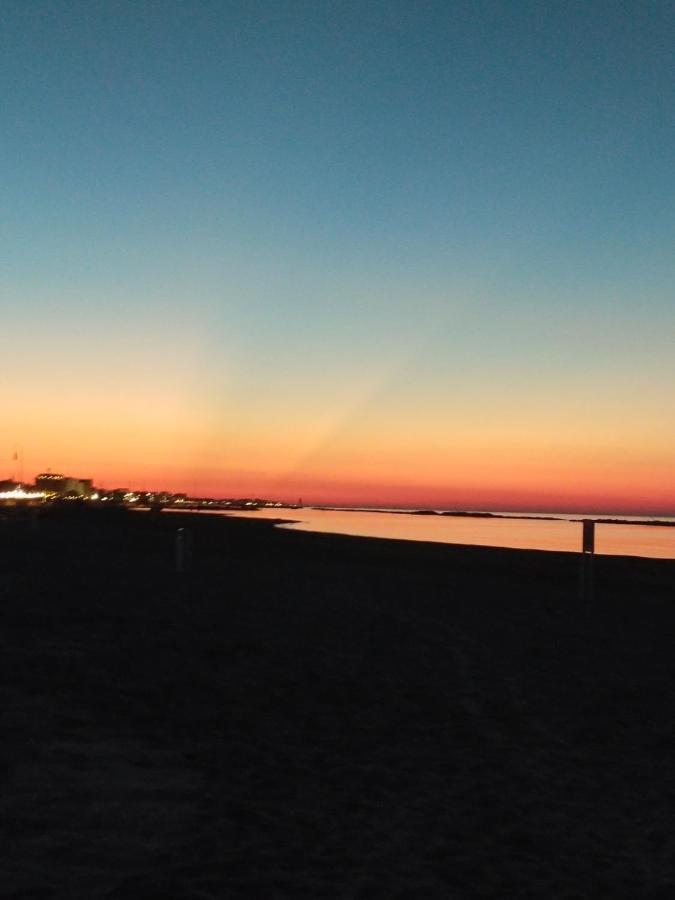 Hotel Goldene Rose Rimini Dış mekan fotoğraf