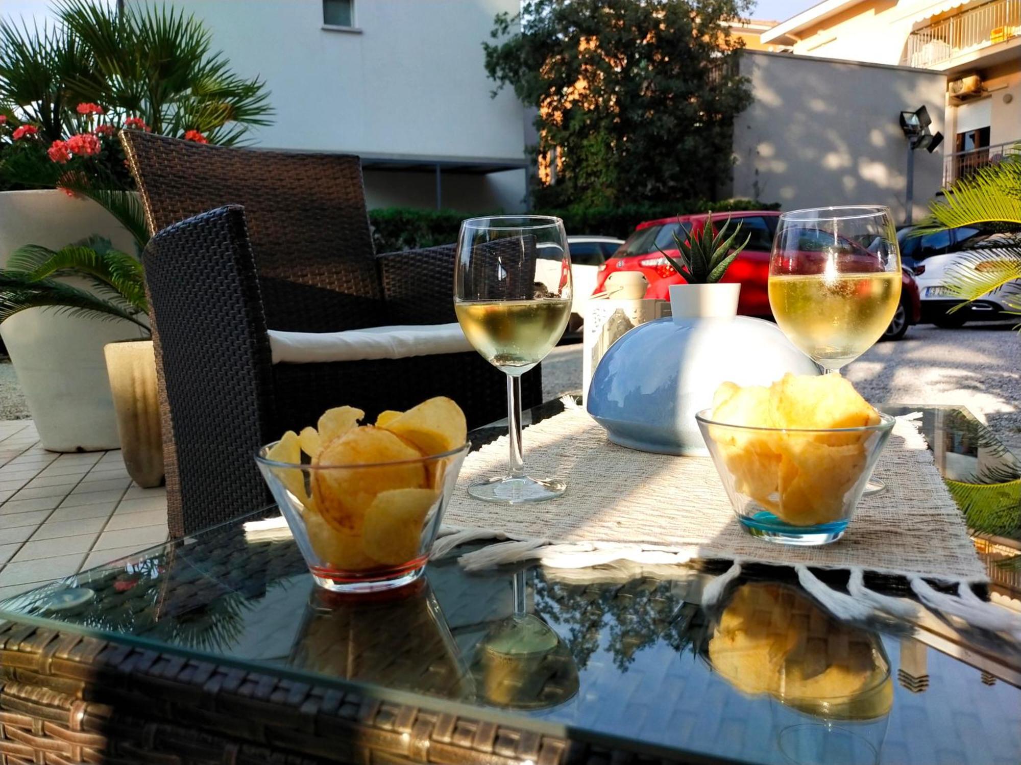 Hotel Goldene Rose Rimini Dış mekan fotoğraf