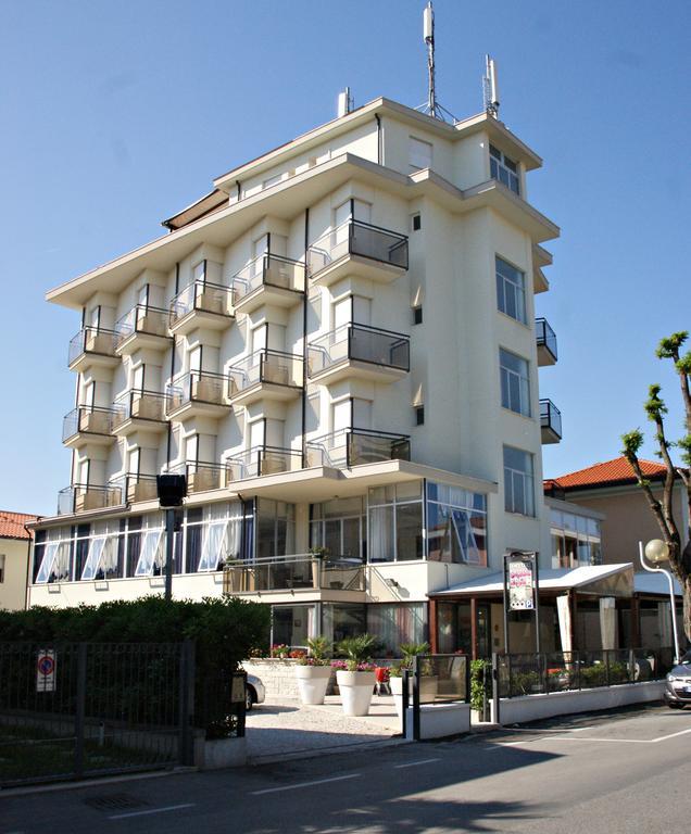 Hotel Goldene Rose Rimini Dış mekan fotoğraf